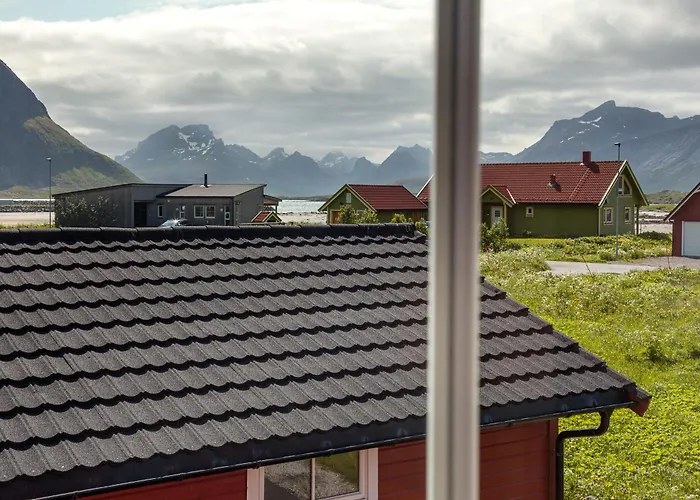 Polden, House By בית נופש